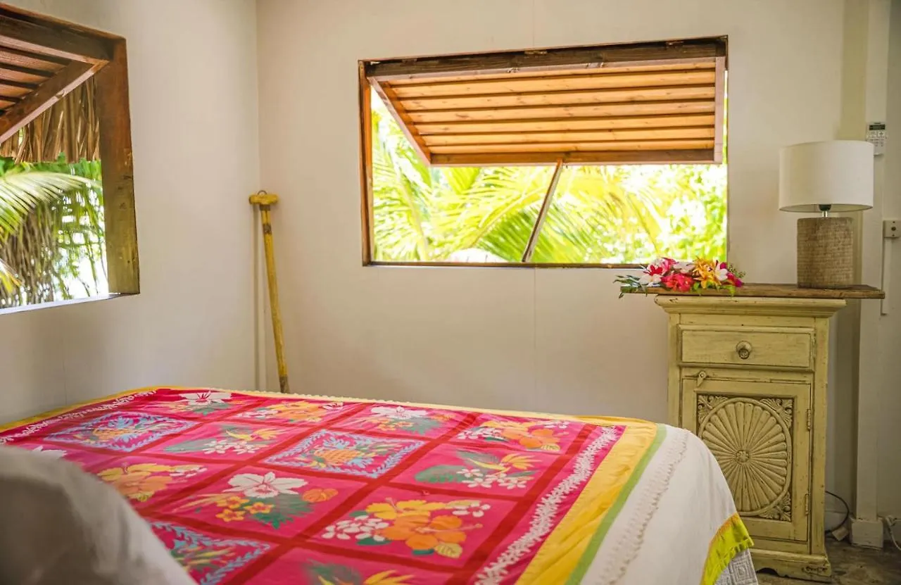 Hotel Fare Tiaia Temae